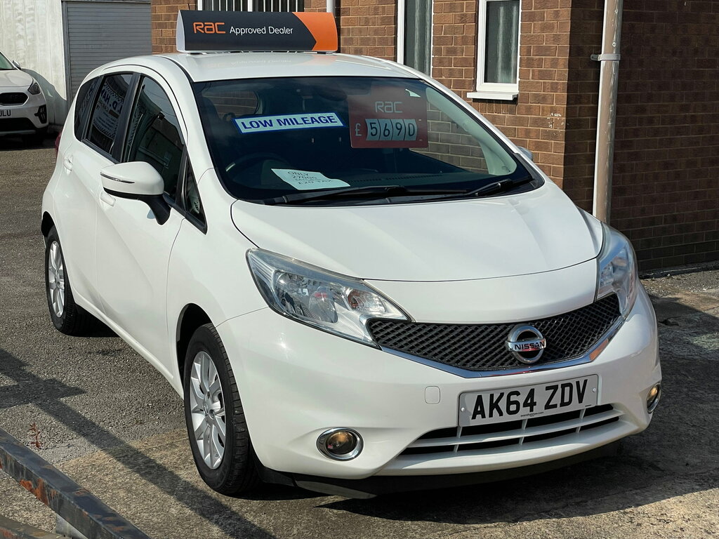 Nissan Note 1.2 12V Acenta Premium Hatchback White