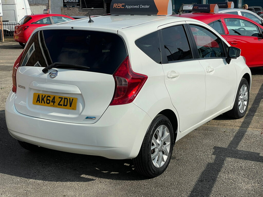 Nissan Note 1.2 12V Acenta Premium Hatchback White #2
