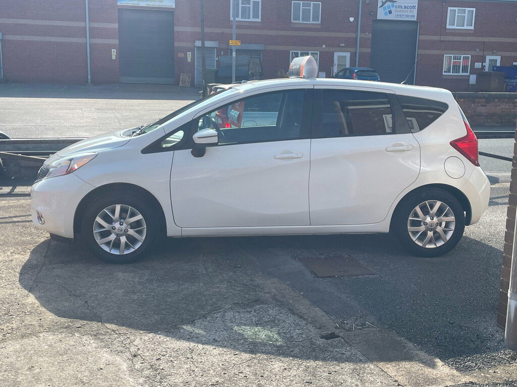 Nissan Note 1.2 12V Acenta Premium Hatchback White #5