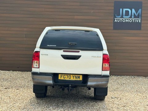 Toyota HILUX 2.4 Hi-luxury Invincible White #4