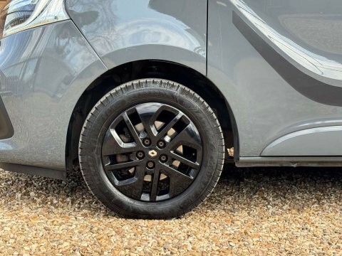 Renault Trafic Sl28 Energy Dci 145 Black Edition Van Grey #12