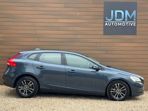Volvo V40 2.0 V40 Momentum Blue #2