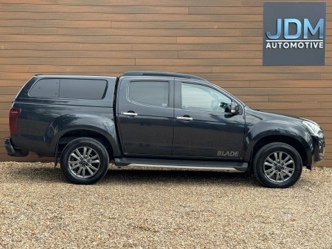 Isuzu D-Max 1.9 D-max Blade Black #2
