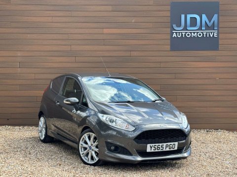 Ford Fiesta 1.0 Ecoboost Zetec Silver #1