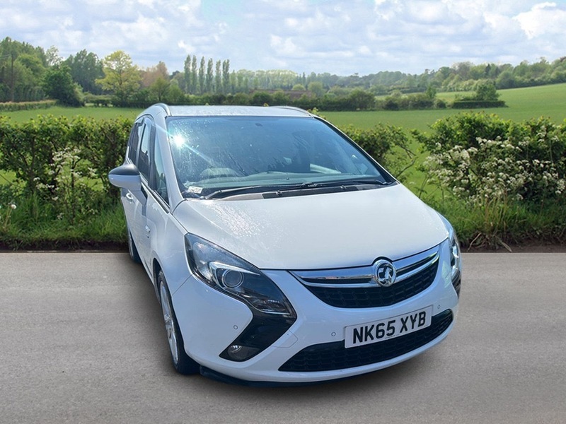 Vauxhall Zafira Sri White #2