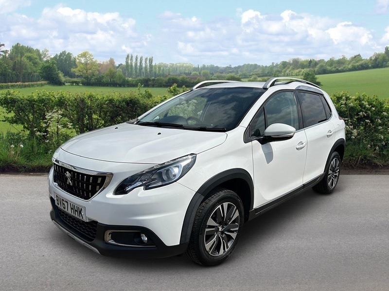 Peugeot 2008 Allure White #4