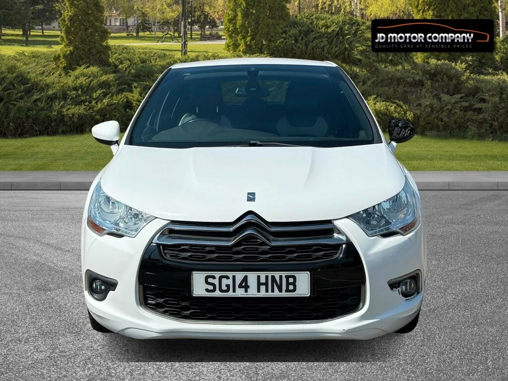 Citroen DS4 1.6 E-hdi Airdream Dstyle White #2