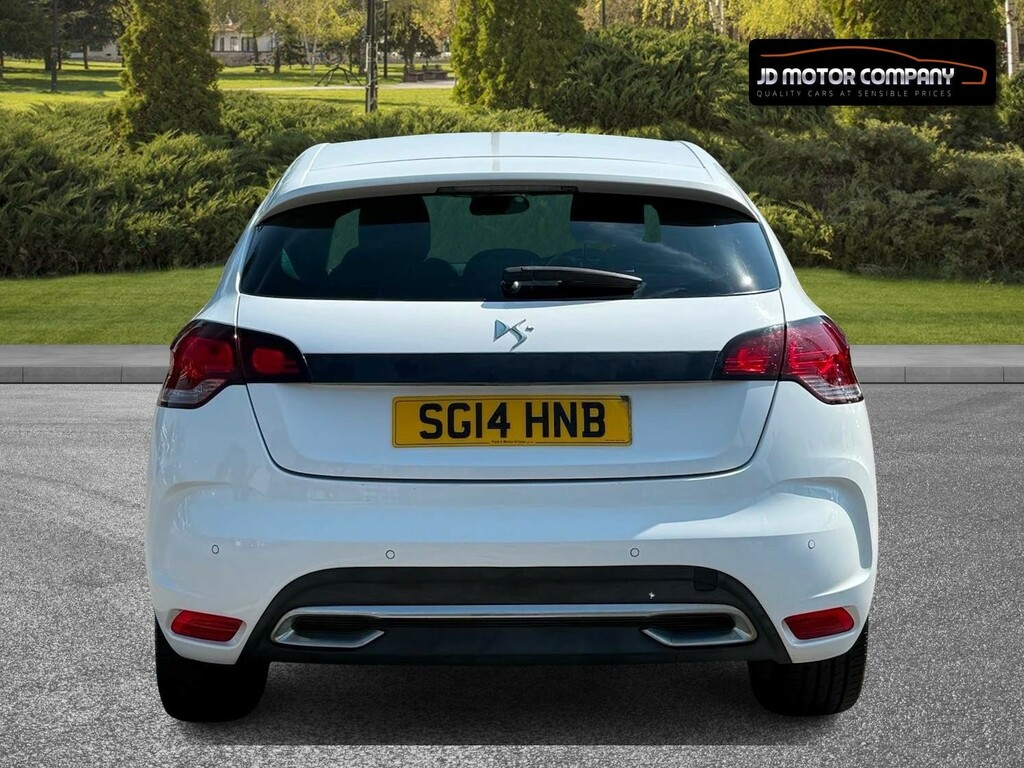 Citroen DS4 1.6 E-hdi Airdream Dstyle White #5