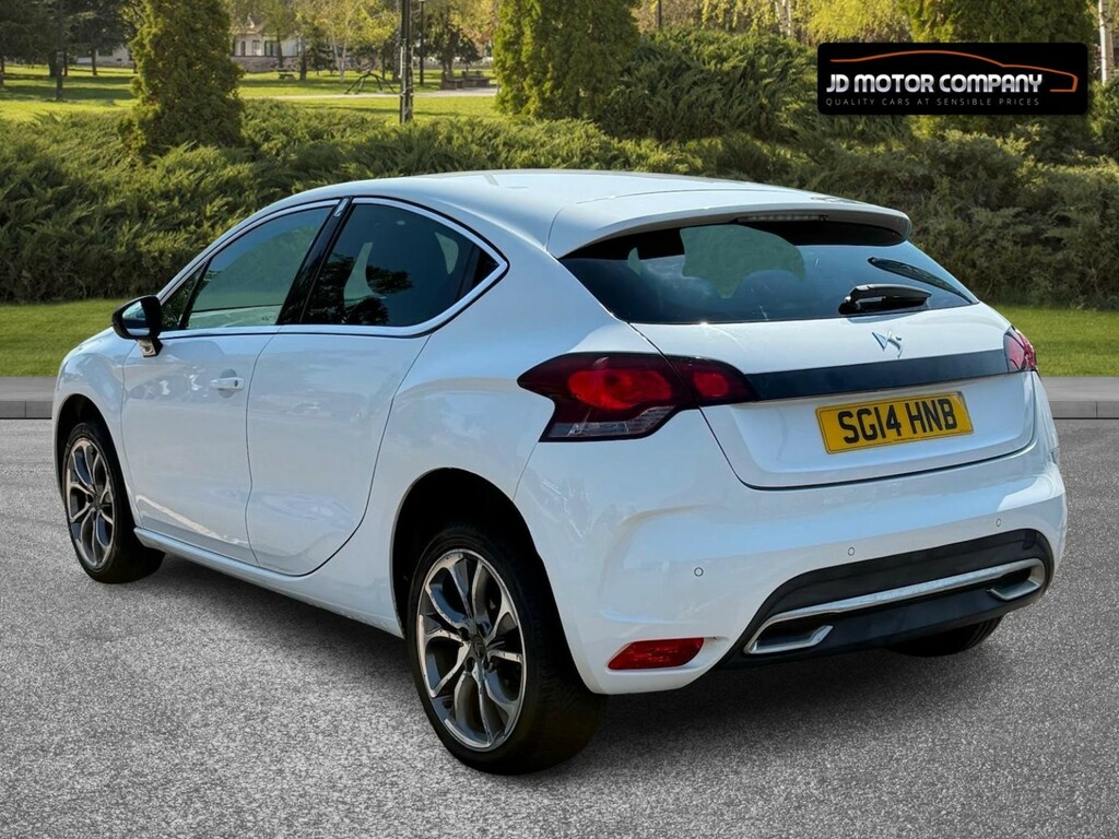 Citroen DS4 1.6 E-hdi Airdream Dstyle White #6
