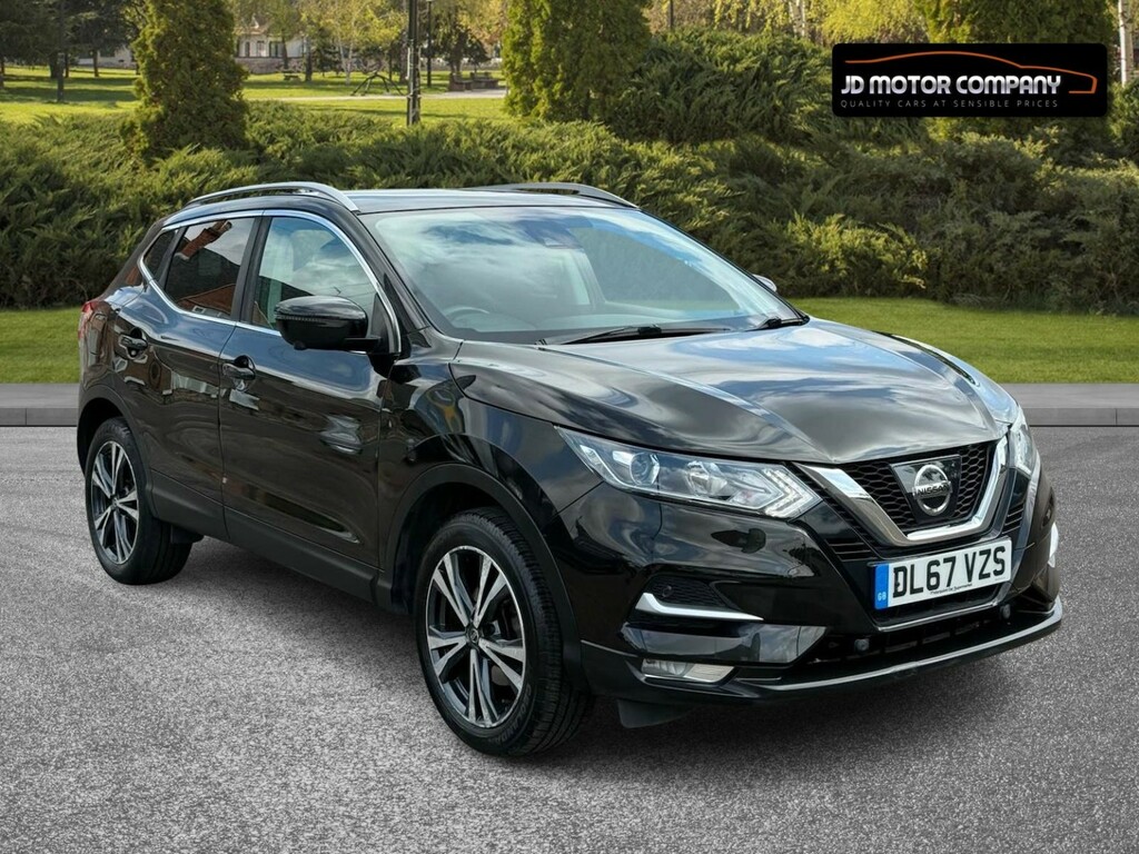 Nissan Qashqai 1.2 Dig-t N-connecta Black