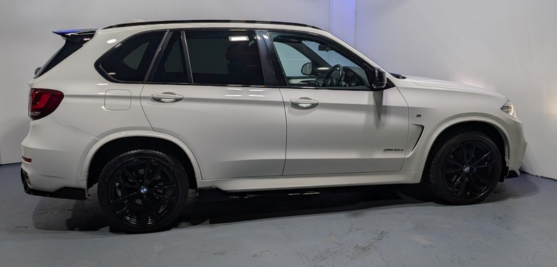 BMW X5 Xdrive30d M Sport YB18HZZ White #4