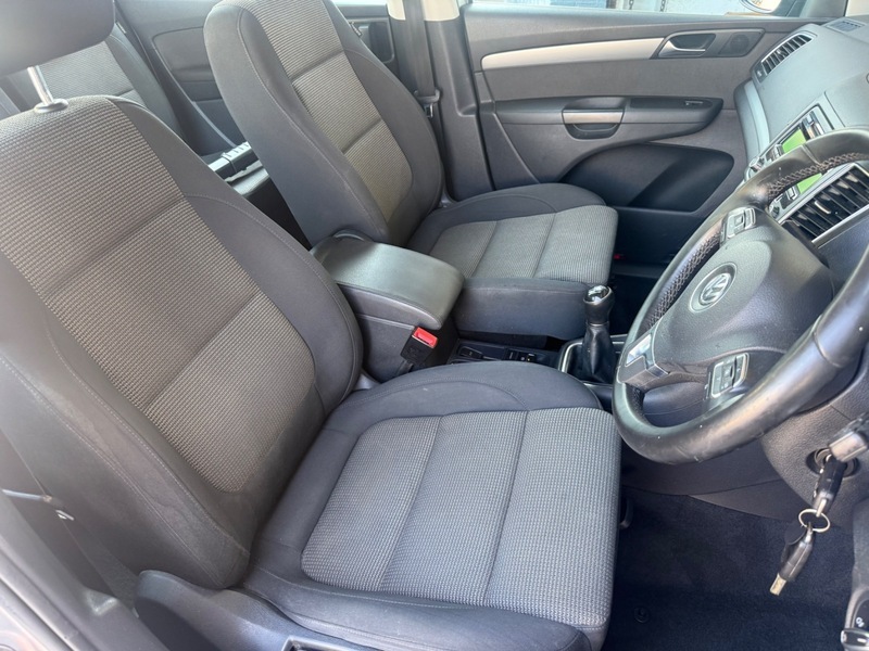 Volkswagen Sharan Mpv Silver #10