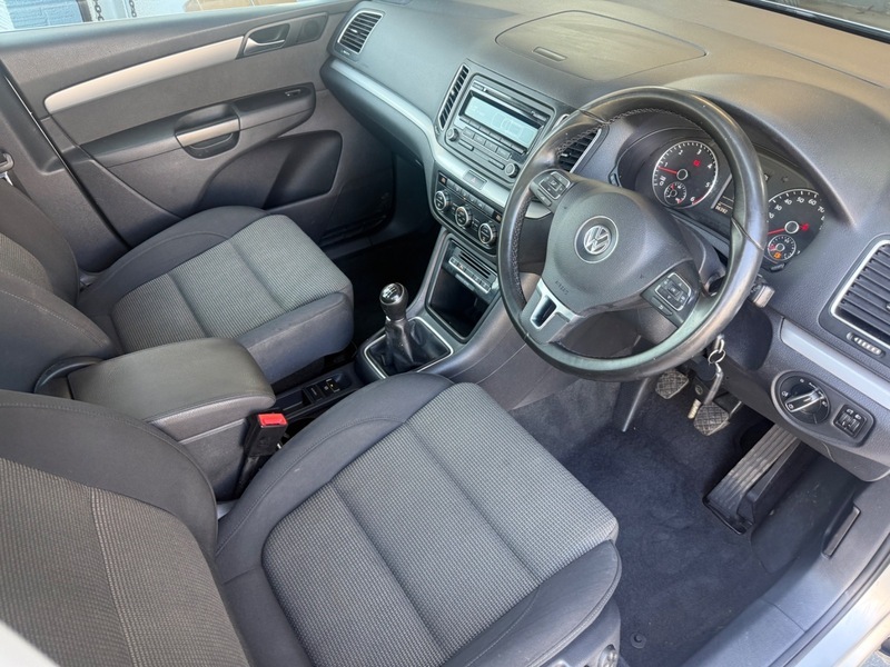 Volkswagen Sharan Mpv Silver #9