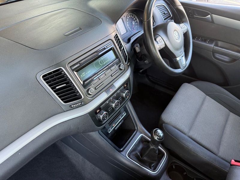 Volkswagen Sharan Mpv Silver #27