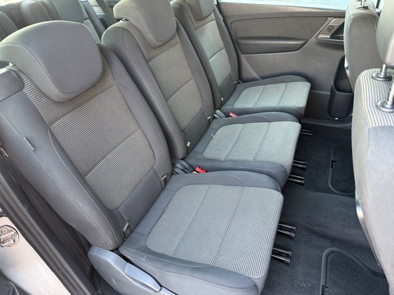 Volkswagen Sharan Mpv Silver #18