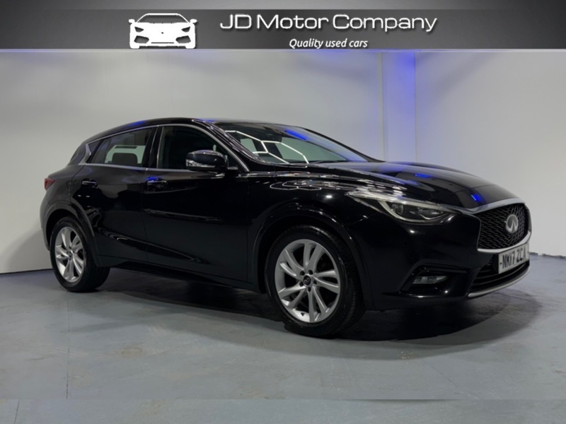 Infiniti Q30 Premium D Black