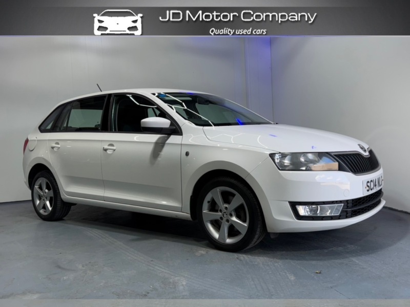 Skoda Rapid Spaceback Elegance Tsi White