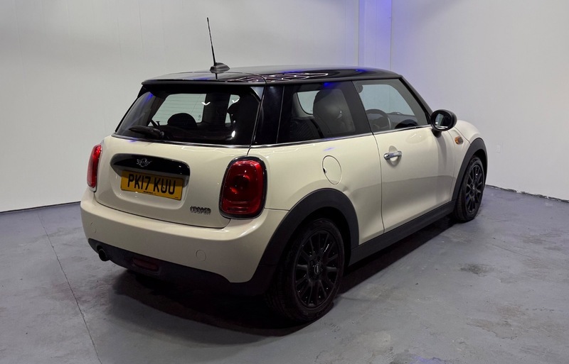 Mini Hatch Cooper White #6