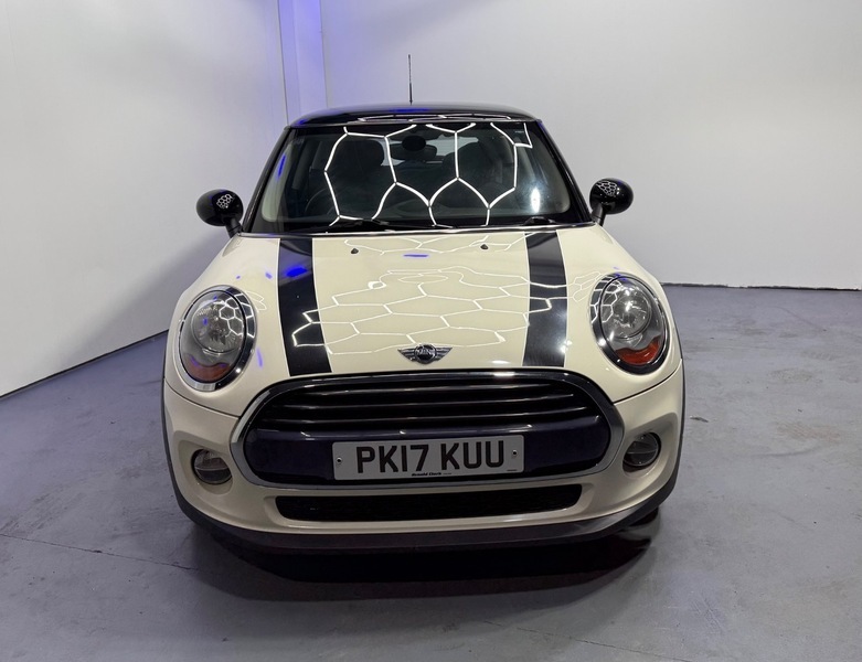 Mini Hatch Cooper White #2