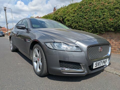 Jaguar XF 2.0D Portfolio Grey