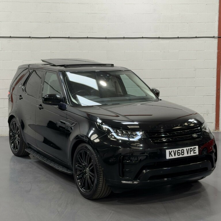 Land Rover Discovery 3.0 Sd V6 Hse Luxury 2018 Black #3