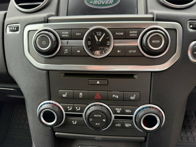 Land Rover Discovery 4 3L Graphite Silver #22