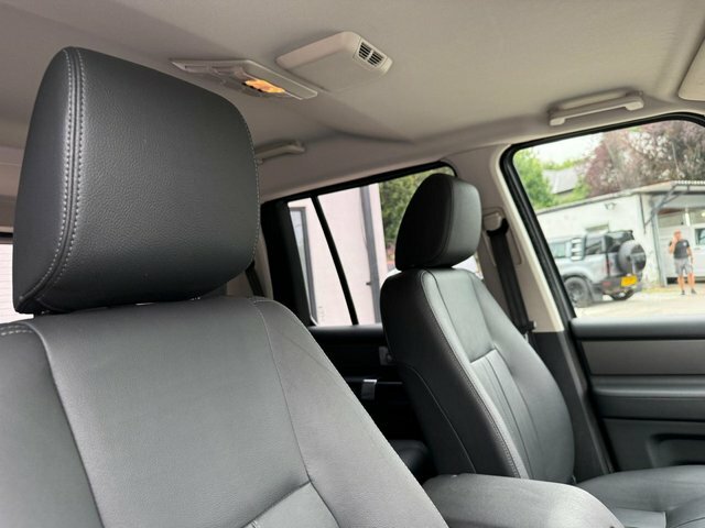 Land Rover Discovery 4 3L Graphite Silver #10