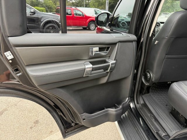 Land Rover Discovery 4 3L Graphite Silver #28