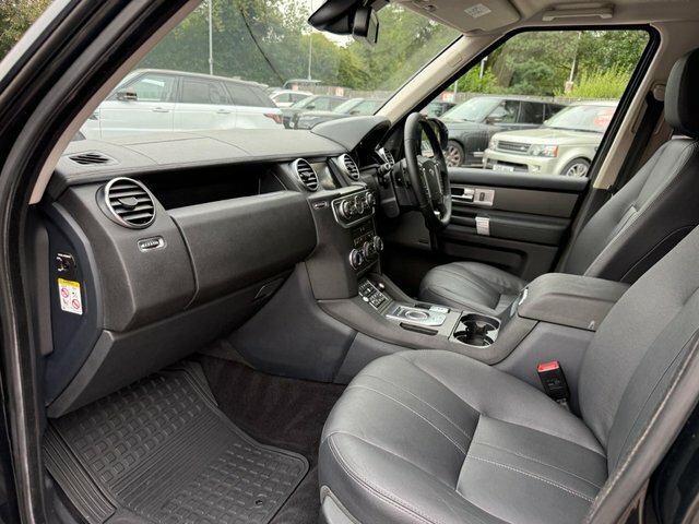 Land Rover Discovery 4 3L Graphite Silver #12