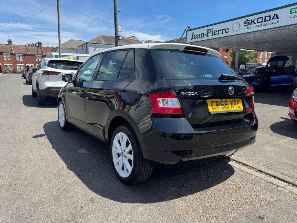 Skoda Fabia 1.0 Colour Edition Euro 6 Ss Black #4