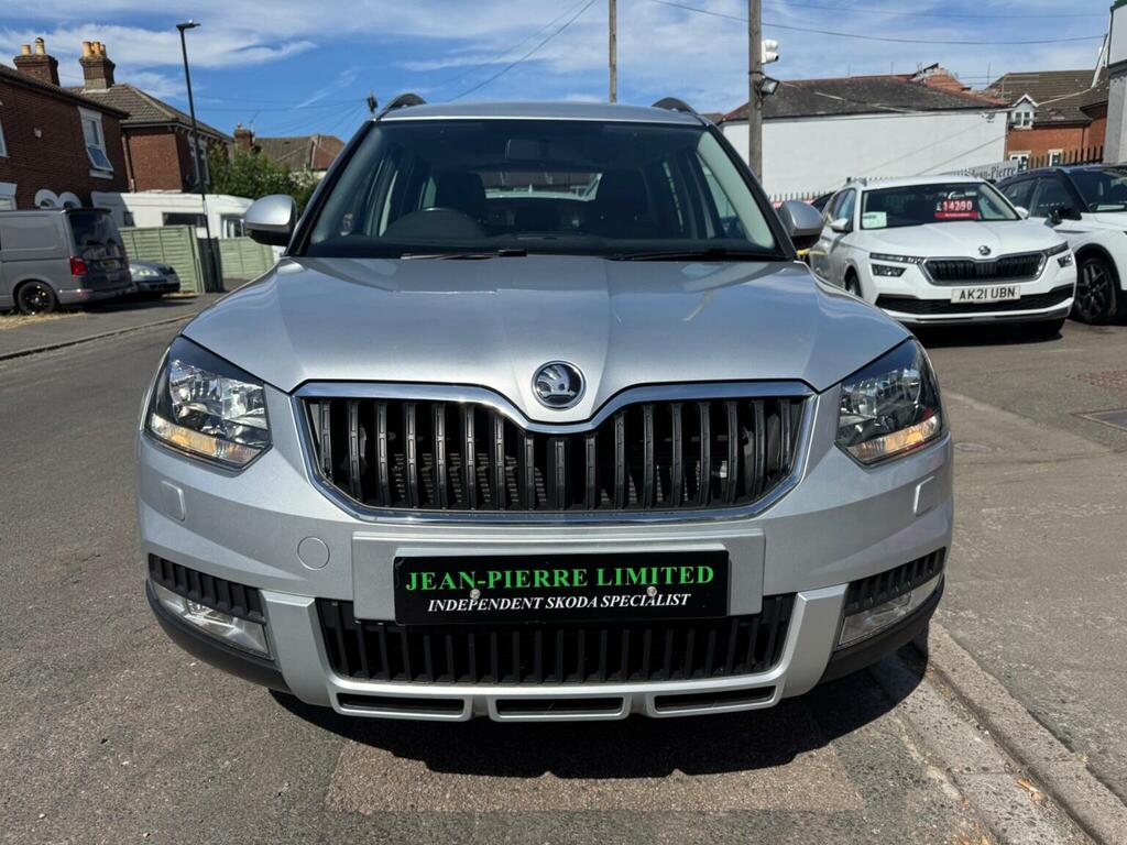 Skoda Yeti 1.2 Tsi Se Outdoor Dsg Euro 6 Ss Silver #2