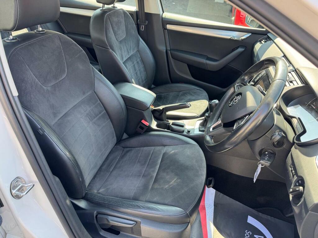 Skoda Octavia 1.4 Tsi 150 Se White #10