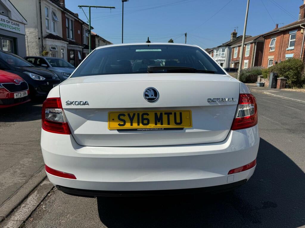 Skoda Octavia 2.0 Tdi Se L Euro 6 Ss White #6