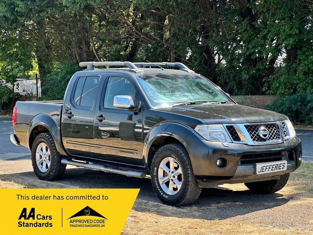 Nissan Navara 2.5L Tekna Black