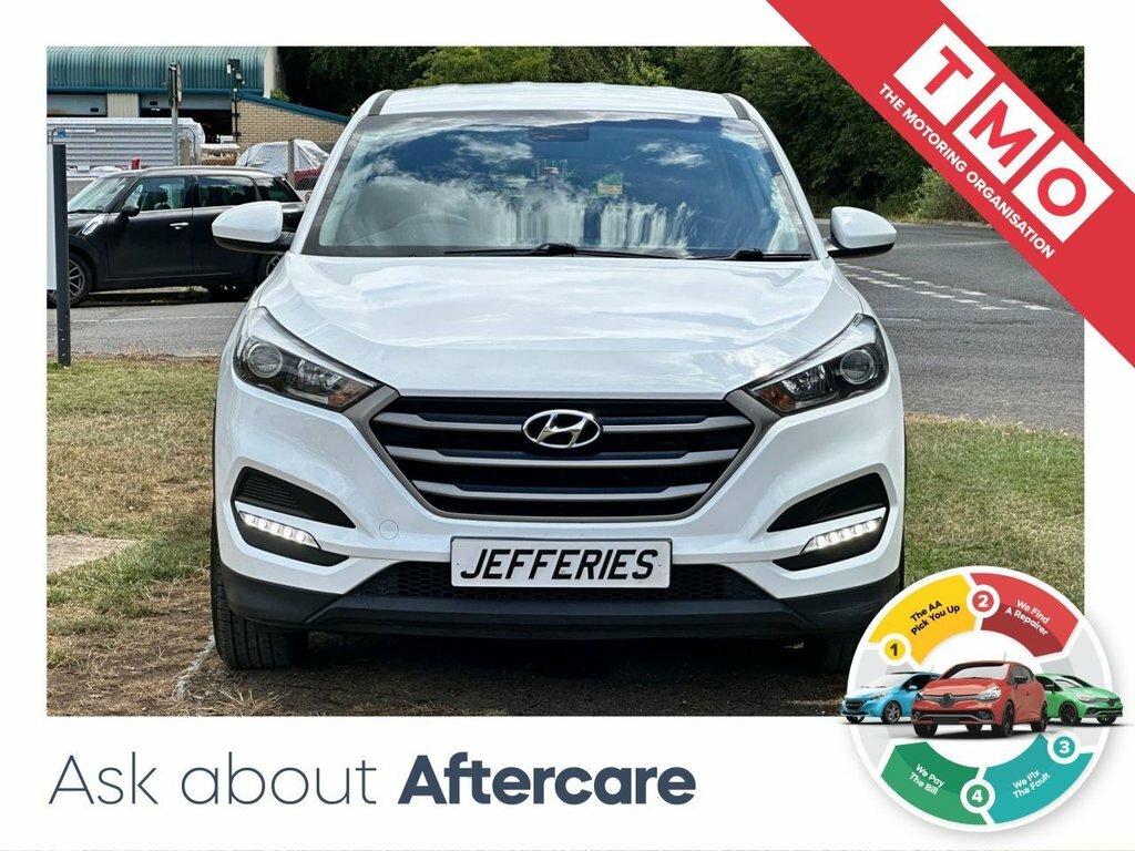 Hyundai Tucson 1.7L S White #2