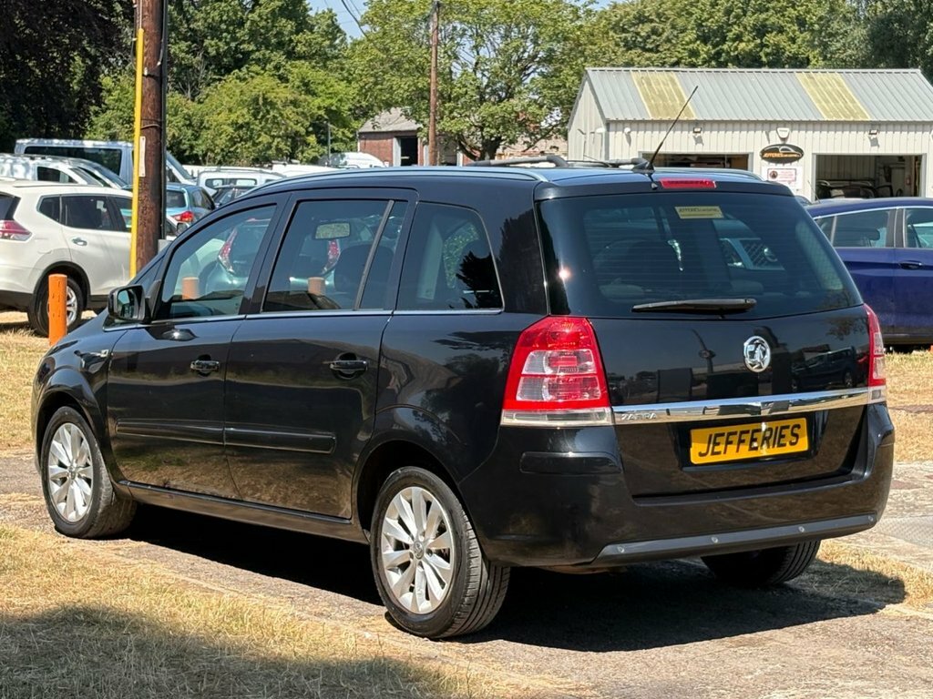 Vauxhall Zafira 1.6L Design Black #5