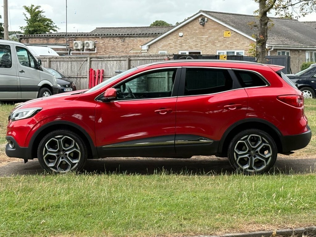 Renault Kadjar 1.3L Dynamique S Nav Red #4