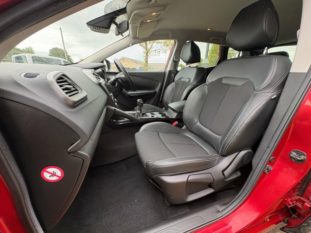 Renault Kadjar 1.3 Tce Signature Nav Euro 6 S... Red #15