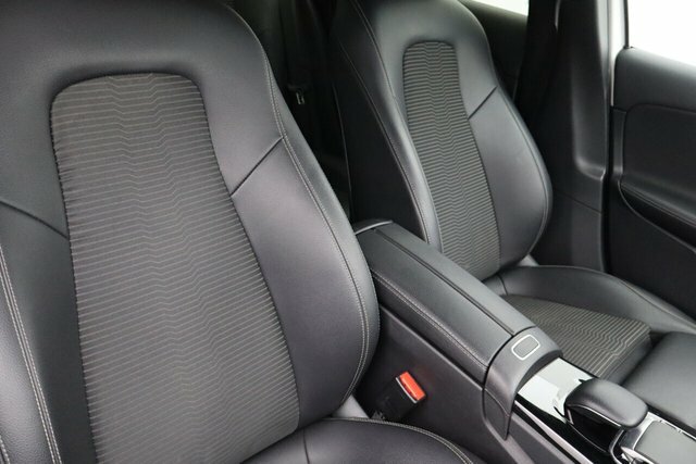 Mercedes-Benz A Class A180d Sport 7G-dct BC68VSU White #2