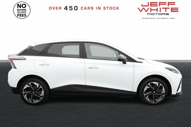MG MG4 Se 5dr Auto SP72ZXA White #5