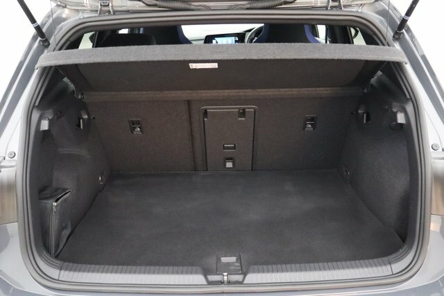 Volkswagen e-Golf 1.5 Etsi Mhev Life Estate Hybrid Dsg Blue #27