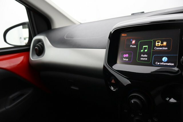 Peugeot 108 Roland Garros Top Black #13