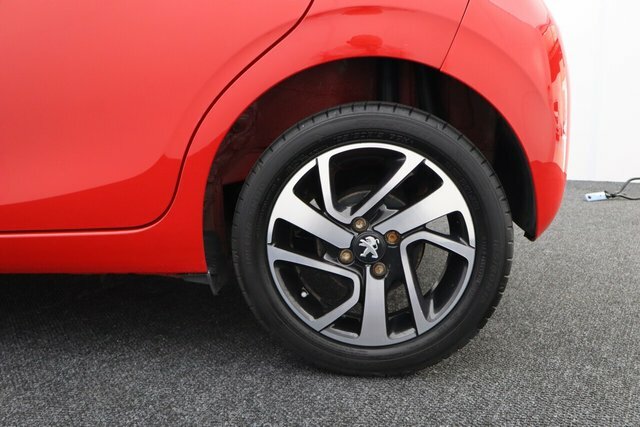 Peugeot 108 Roland Garros Top Black #28