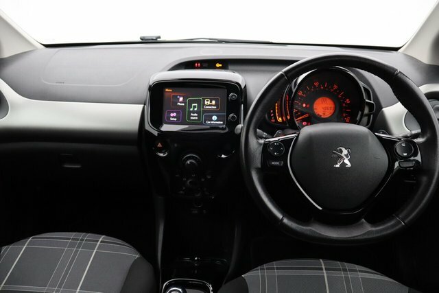 Peugeot 108 Roland Garros Top Black #21