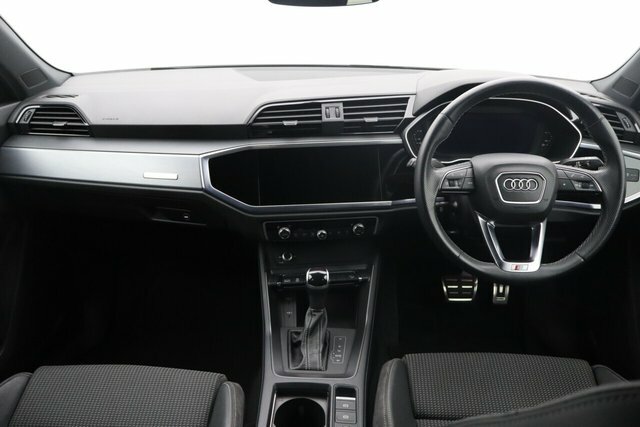 Audi Q3 Tfsie 45 S Line RJ71XTN Blue #2