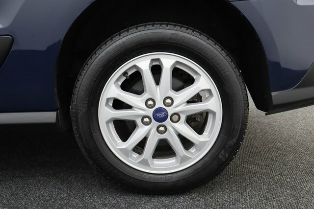 Ford Tourneo Connect Tourneo Connect Zetec Tdci Silver #32