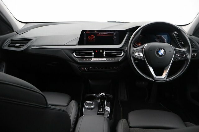 BMW 1 Series 118I Sport Lcp HV22LHX Black #2