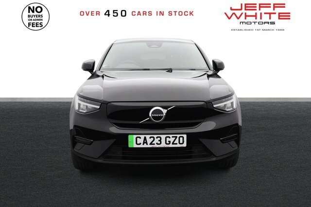 Volvo C40 69Kwh Core Black #4