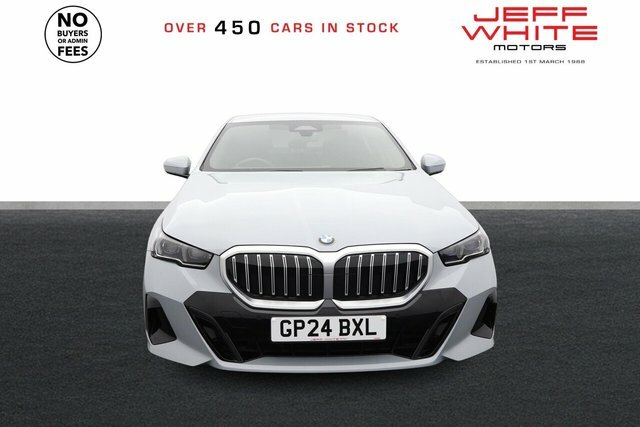 BMW 5 Series 520I Mht M Sport Grey #4