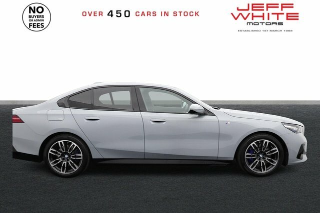 BMW 5 Series 520I Mht M Sport Grey #6
